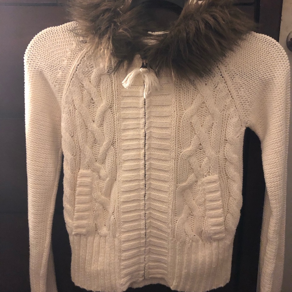 GAP Cream Cable Knit Cardigan with Faux Fur Collar